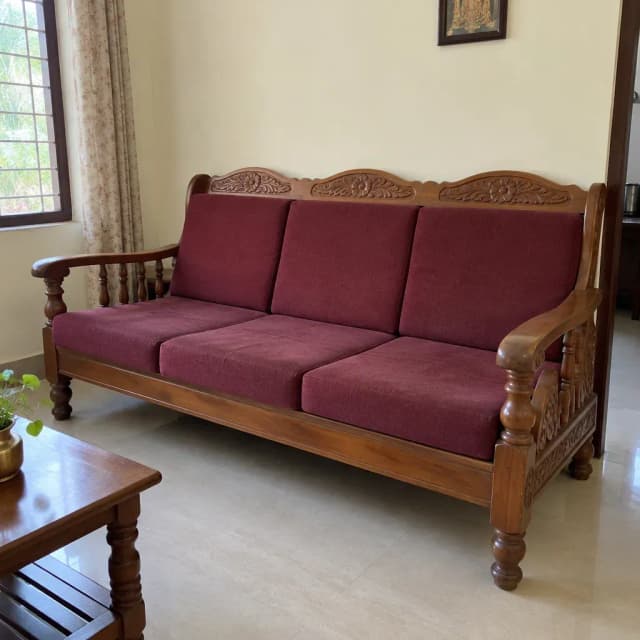 Teak wood 3-seater sofa with carved arms | செதுக்கு வேலைப்பாடுள்ள தேக்கு மர 3 இருக்கை சோபா (1/2)