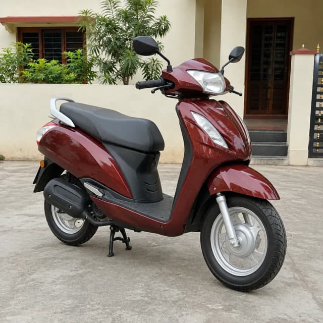 2019 gearless scooter, single owner, 18,000 km | 2019 கியர் இல்லா ஸ்கூட்டர், ஒரே உரிமையாளர் (2/2)