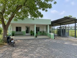அன்பு கால்நடை மருத்துவமனை & பெட் கேர்