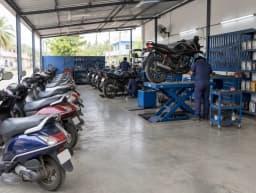 அருண் டூ வீலர் சர்வீஸ் பாயிண்ட்